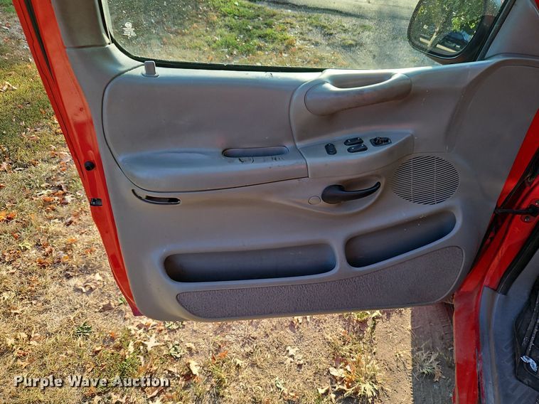 image for item LM9140 1998 Ford F150  pickup truck