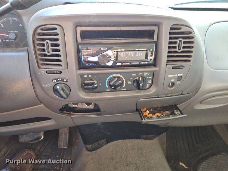 image for item LM9140 1998 Ford F150  pickup truck