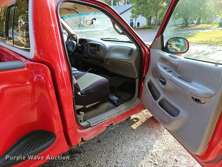 image for item LM9140 1998 Ford F150  pickup truck