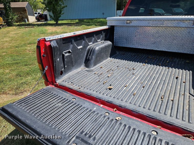 image for item LM9142 2007 GMC Sierra 1500  Ext. Cab pickup truck