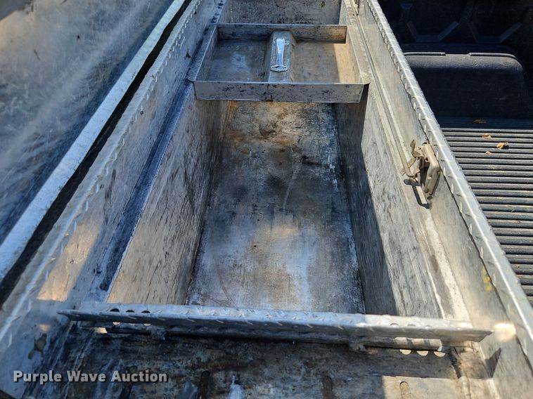 image for item LM9142 2007 GMC Sierra 1500  Ext. Cab pickup truck