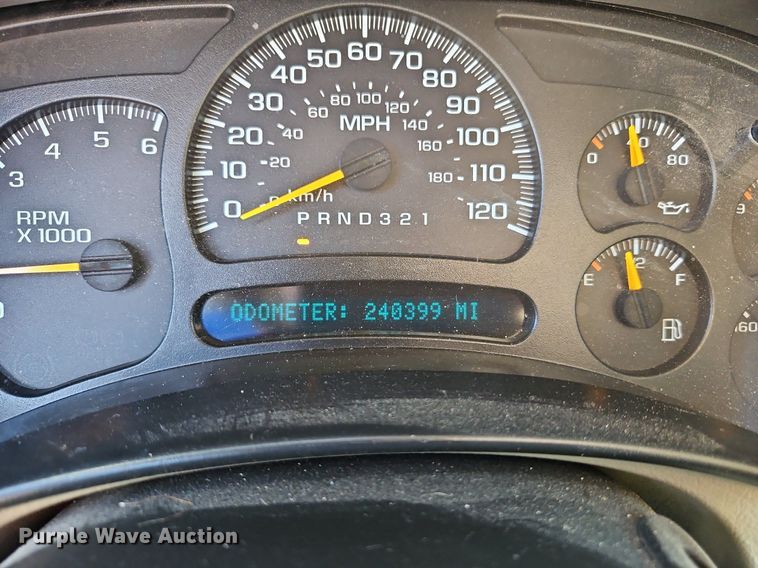 image for item LM9142 2007 GMC Sierra 1500  Ext. Cab pickup truck