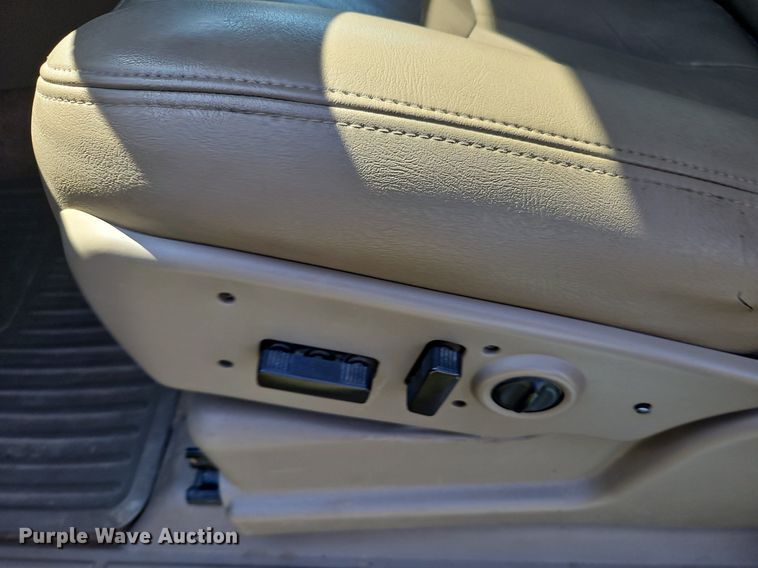 image for item LM9142 2007 GMC Sierra 1500  Ext. Cab pickup truck