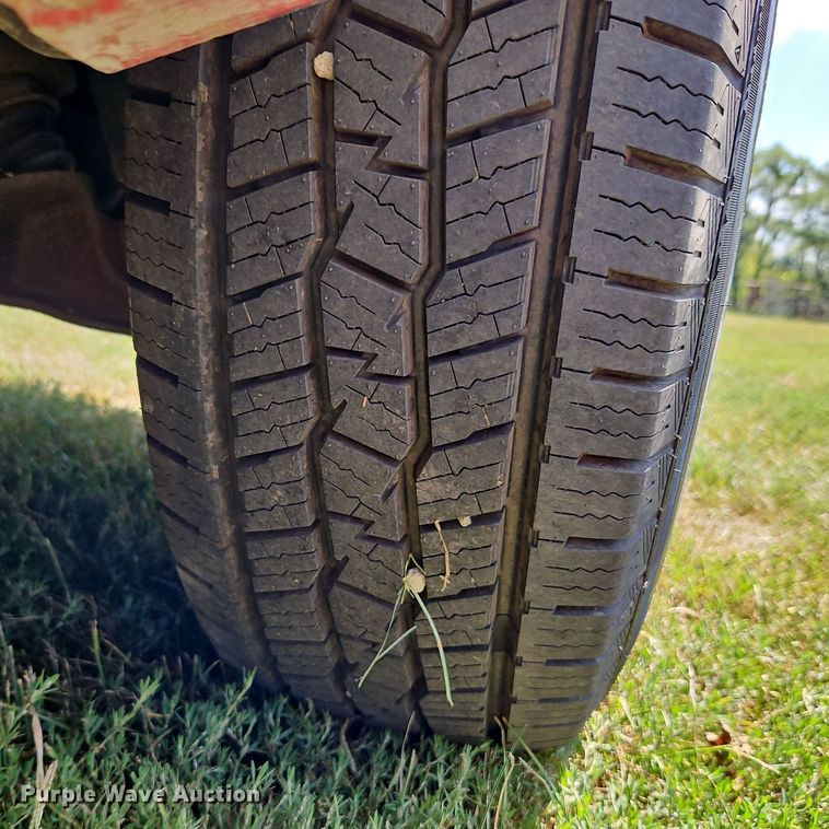 image for item LM9142 2007 GMC Sierra 1500  Ext. Cab pickup truck