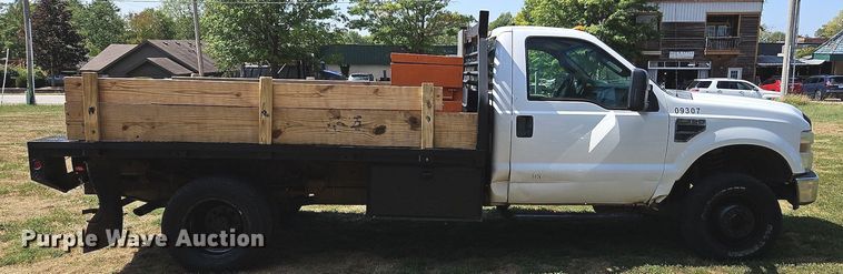 image for item LM9143 2009 Ford F350 Super Duty XL  flatbed pickup truck
