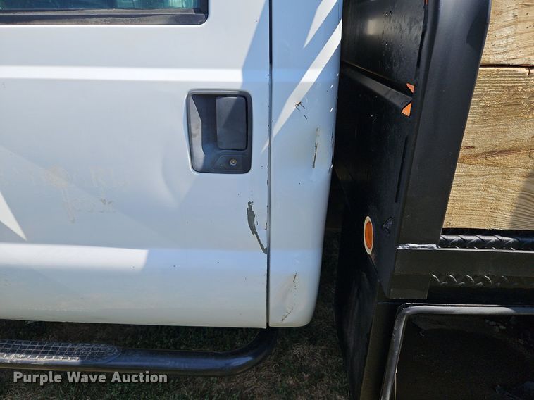 image for item LM9143 2009 Ford F350 Super Duty XL  flatbed pickup truck