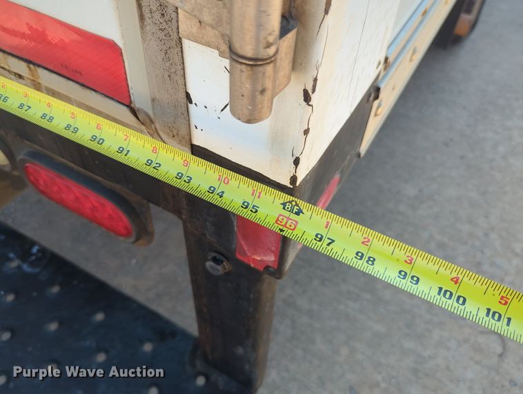 image for item LN9027 2013 Ford E450 Super Duty  box truck