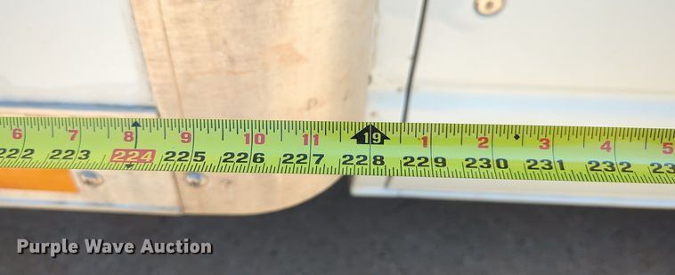 image for item LN9027 2013 Ford E450 Super Duty  box truck