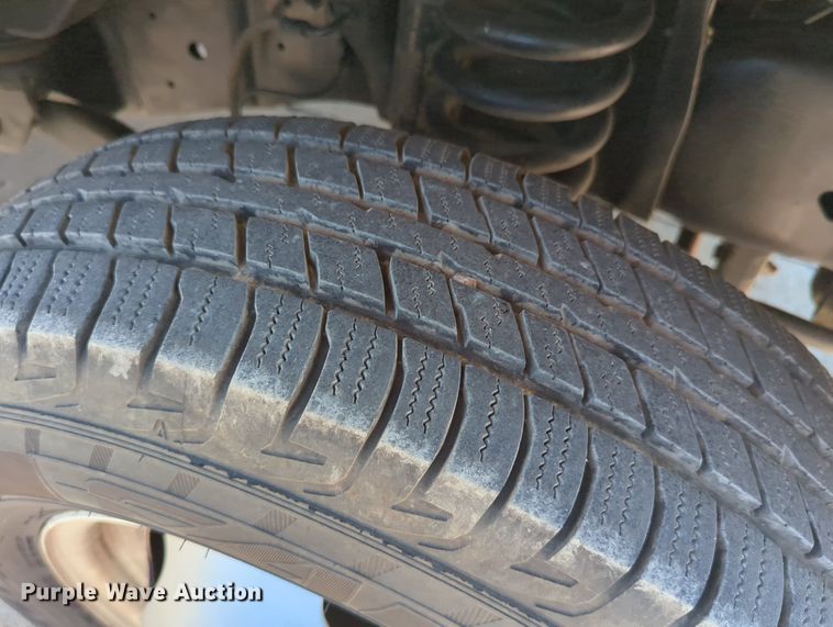 image for item LN9027 2013 Ford E450 Super Duty  box truck