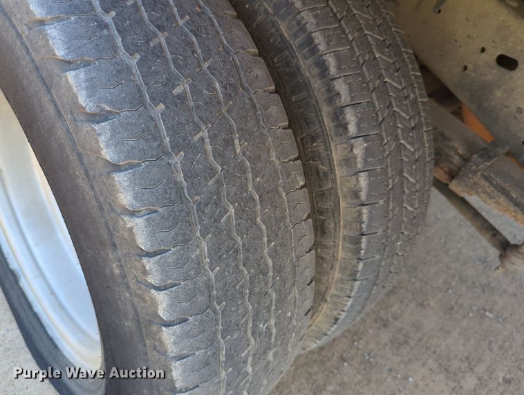 image for item LN9027 2013 Ford E450 Super Duty  box truck