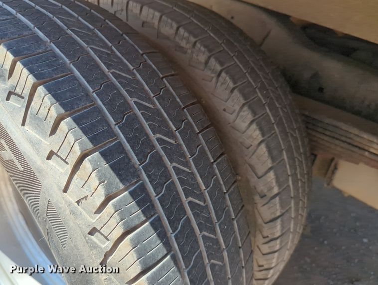 image for item LN9027 2013 Ford E450 Super Duty  box truck