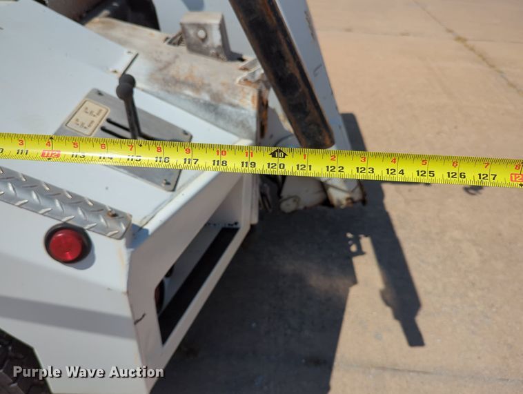 image for item LN9028 2006 Ford F650 Super Duty tow truck