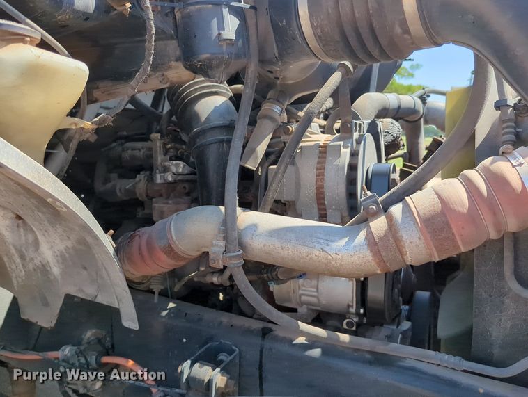 image for item LN9028 2006 Ford F650 Super Duty tow truck