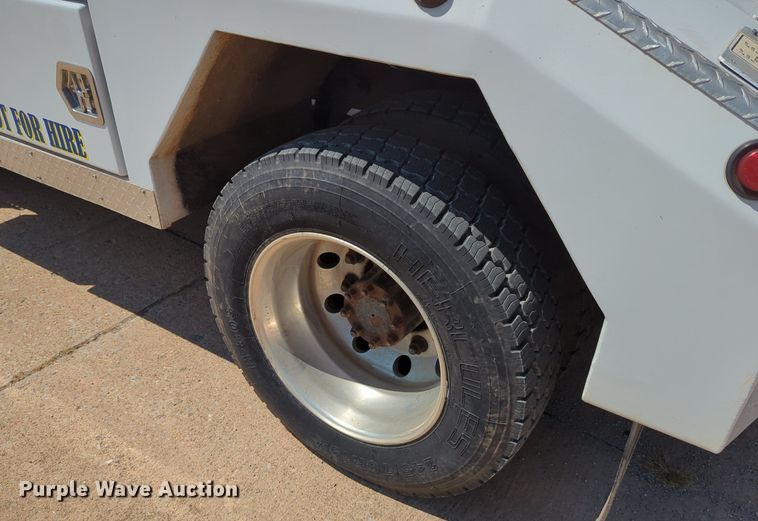 image for item LN9028 2006 Ford F650 Super Duty tow truck