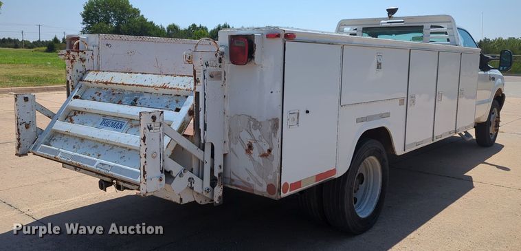 image for item LN9029 1999 Ford F550 Super Duty  utility / service truck