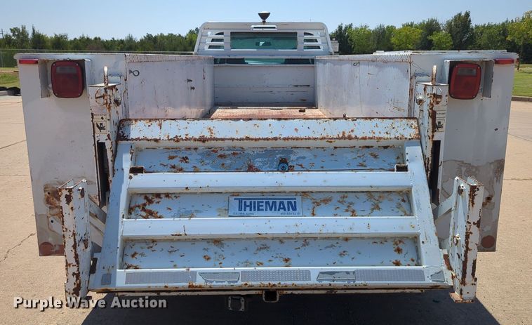 image for item LN9029 1999 Ford F550 Super Duty  utility / service truck