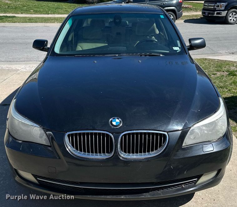 image for item LN9437 2010 BMW 528xi