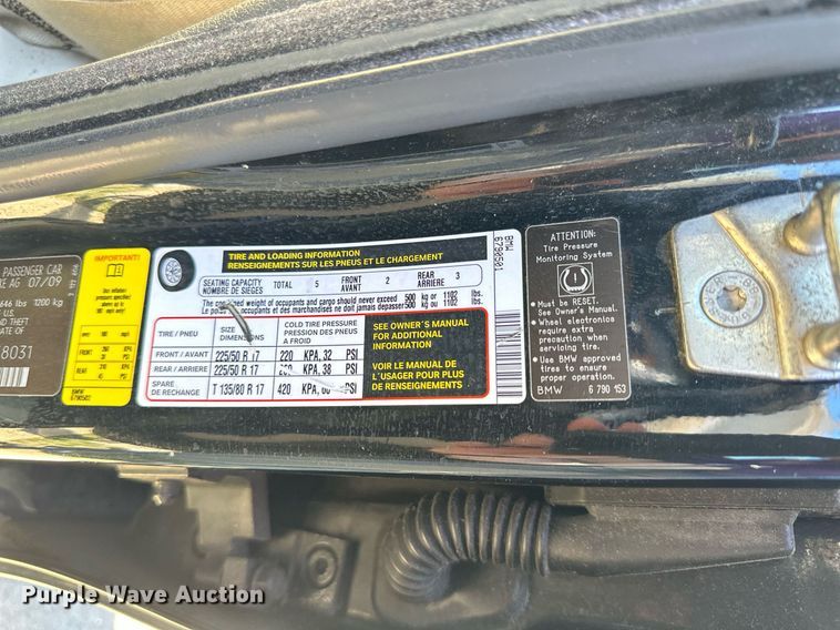 image for item LN9437 2010 BMW 528xi