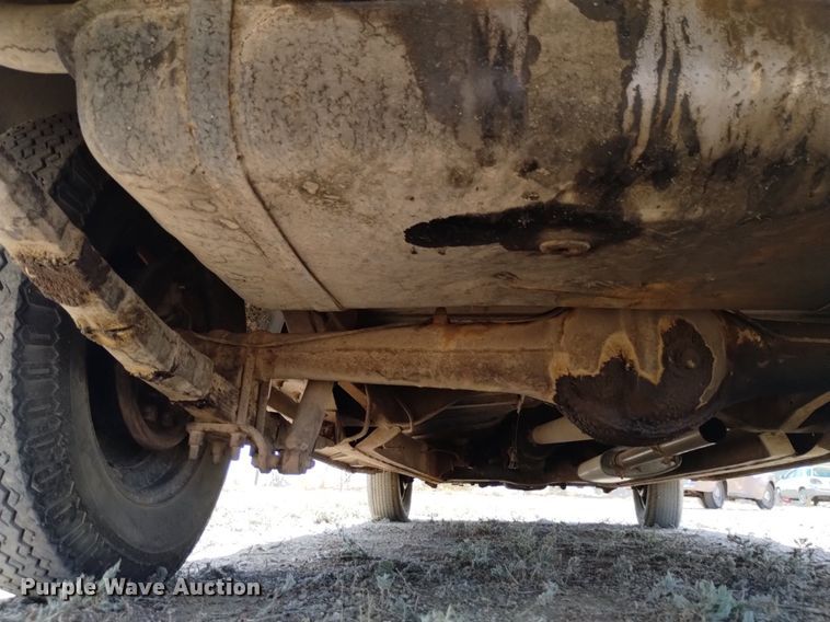 image for item LN9800 1948 Plymouth Special De Luxe