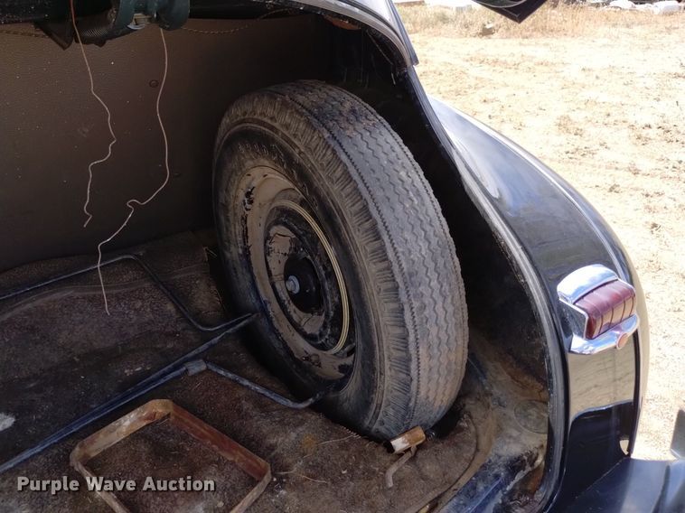 image for item LN9800 1948 Plymouth Special De Luxe