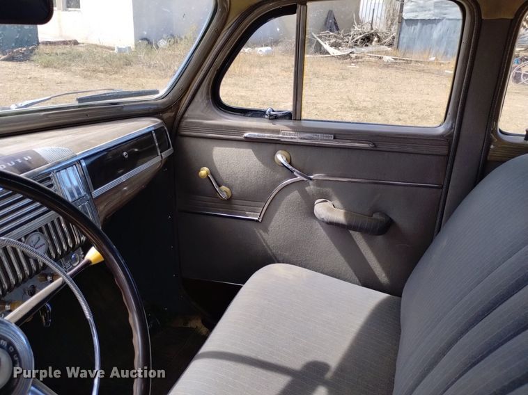 image for item LN9800 1948 Plymouth Special De Luxe