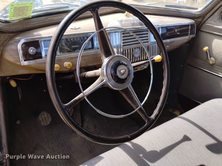 image for item LN9800 1948 Plymouth Special De Luxe