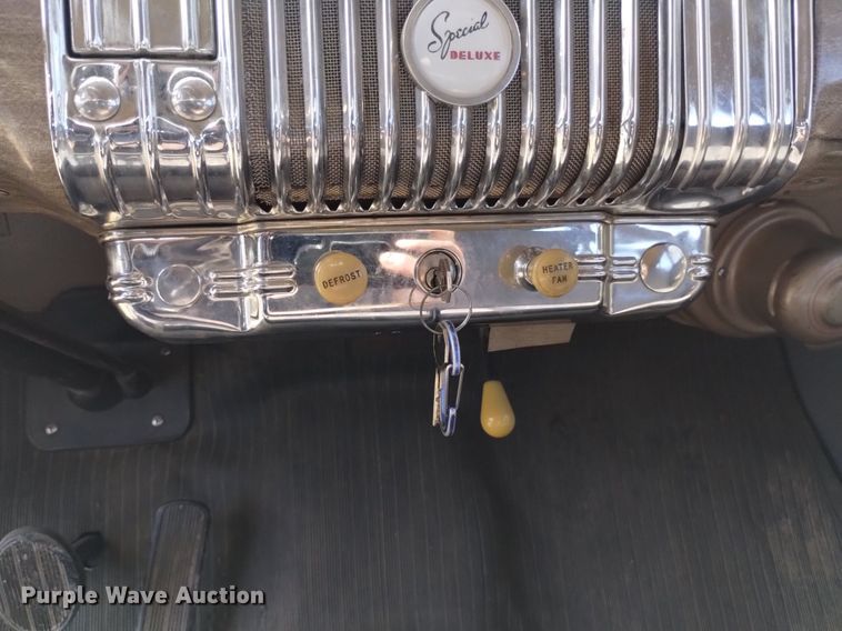 image for item LN9800 1948 Plymouth Special De Luxe