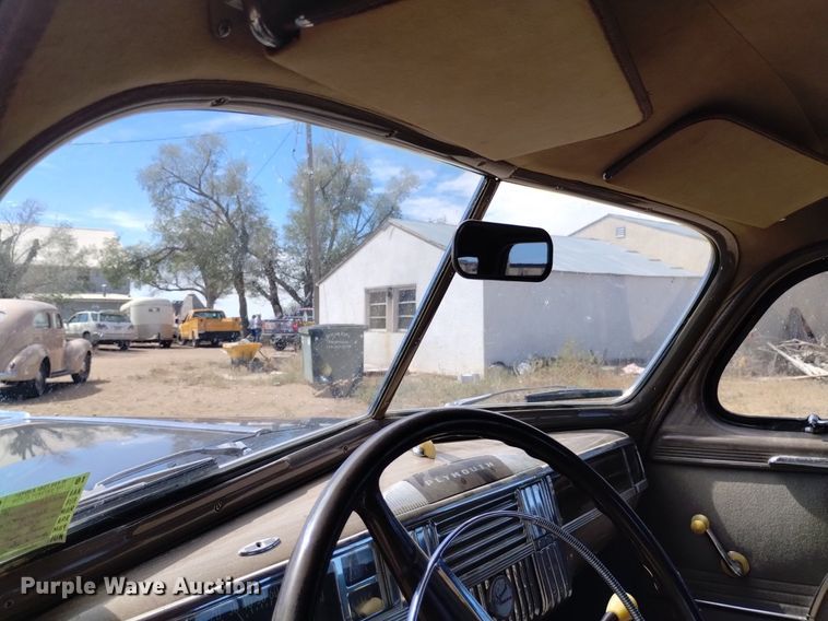 image for item LN9800 1948 Plymouth Special De Luxe