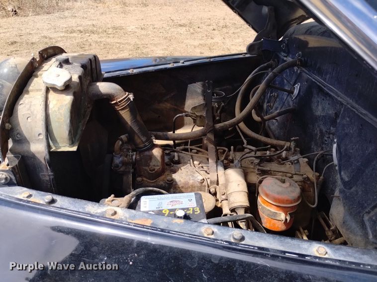 image for item LN9800 1948 Plymouth Special De Luxe