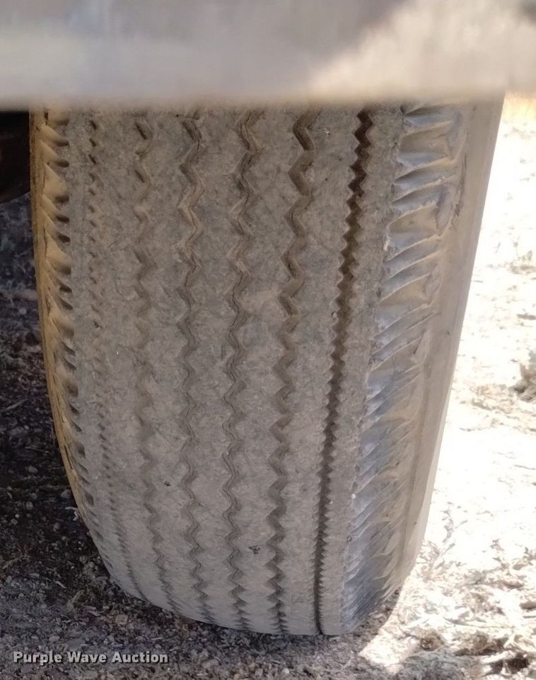 image for item LN9800 1948 Plymouth Special De Luxe