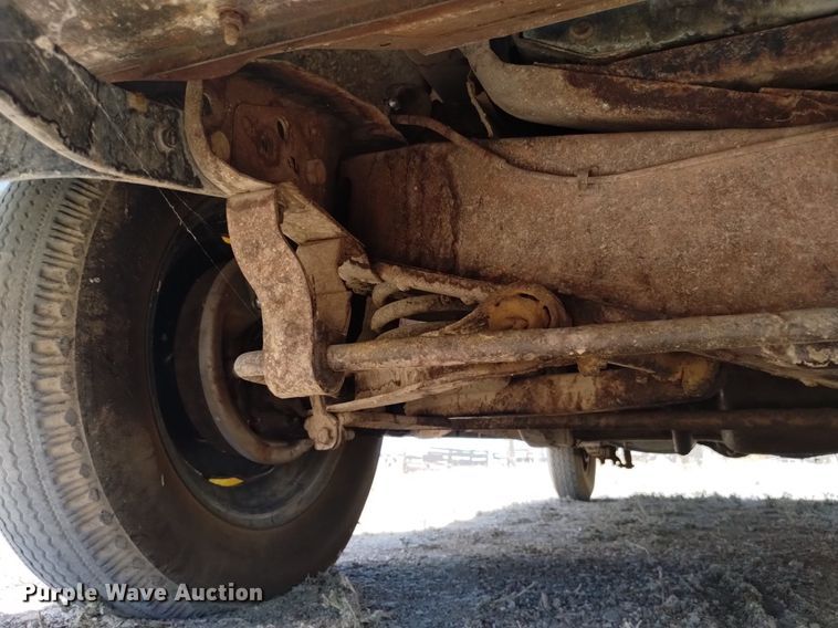 image for item LN9800 1948 Plymouth Special De Luxe