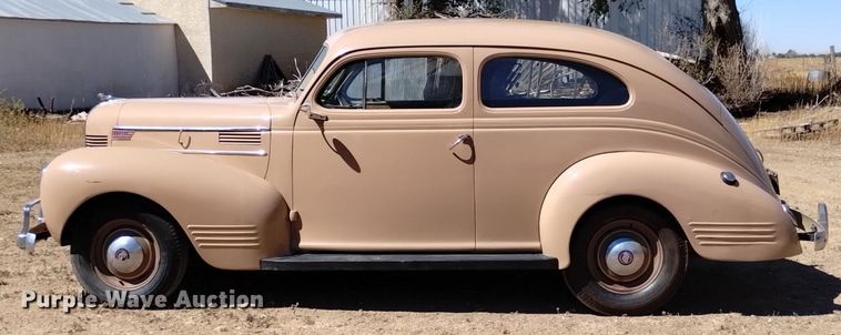 image for item LN9801 1939 Dodge D11 DeLuxe  