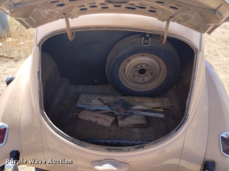 image for item LN9801 1939 Dodge D11 DeLuxe  