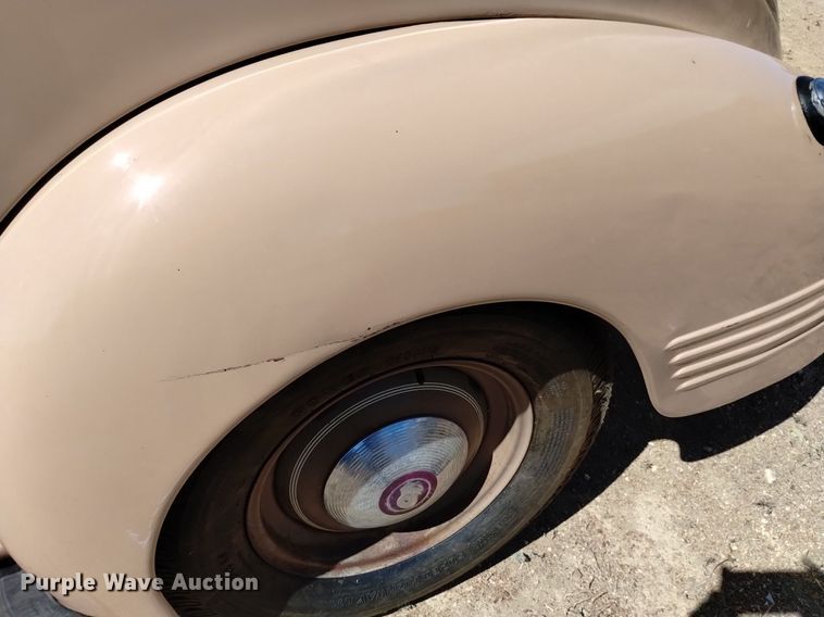 image for item LN9801 1939 Dodge D11 DeLuxe  