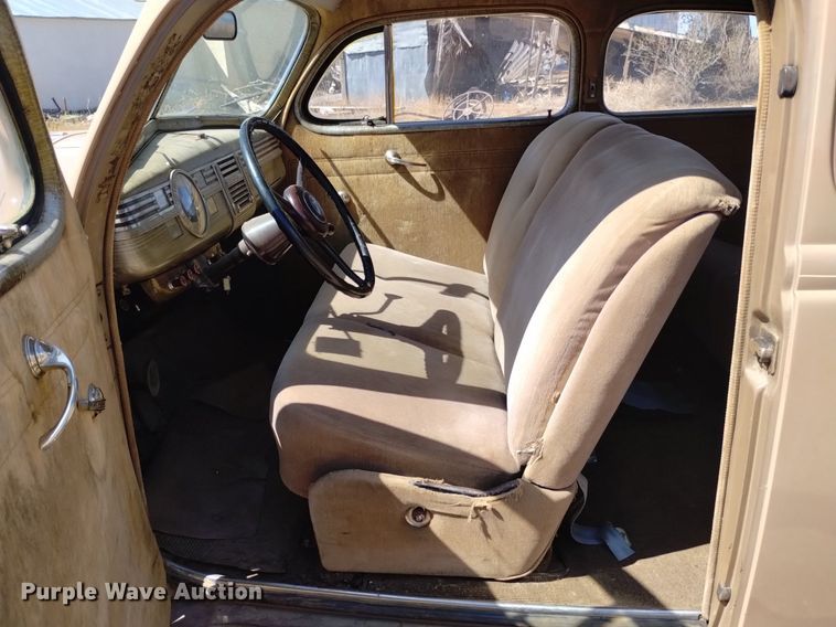 image for item LN9801 1939 Dodge D11 DeLuxe  