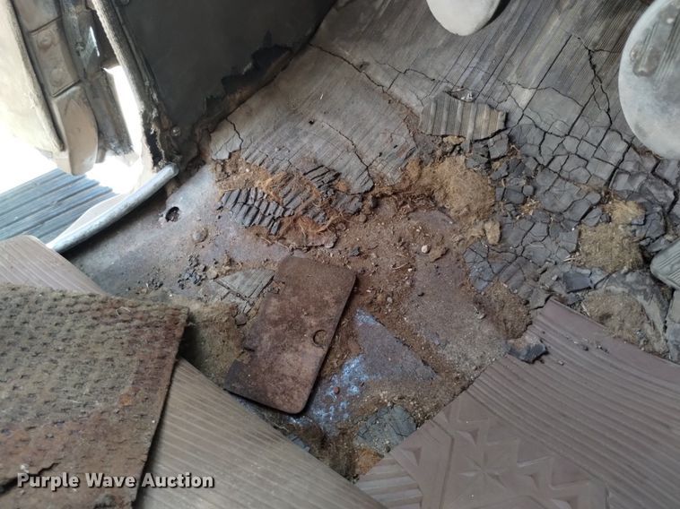 image for item LN9801 1939 Dodge D11 DeLuxe  