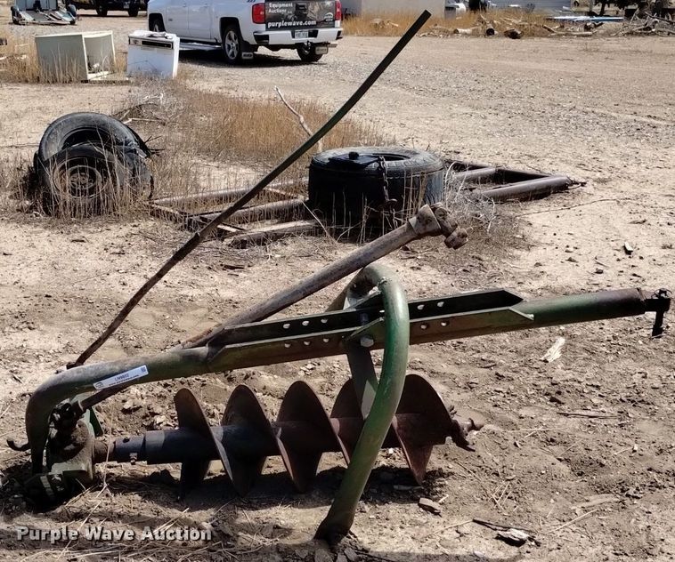 image for item LN9802 John Deere 31  auger