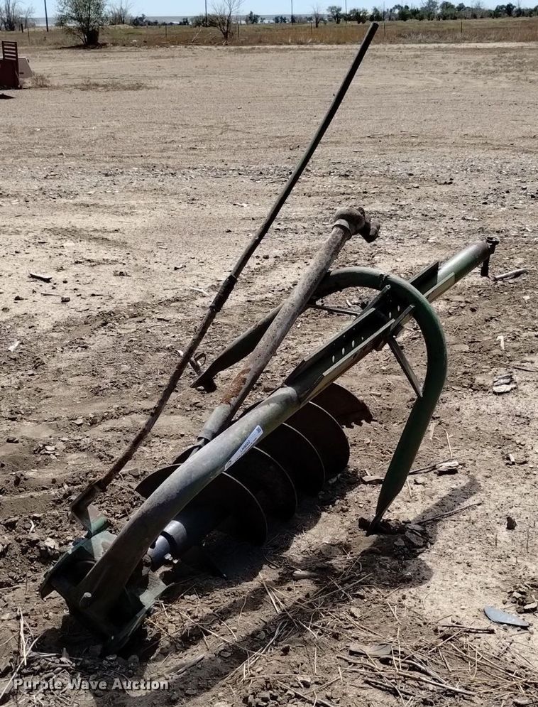 image for item LN9802 John Deere 31  auger