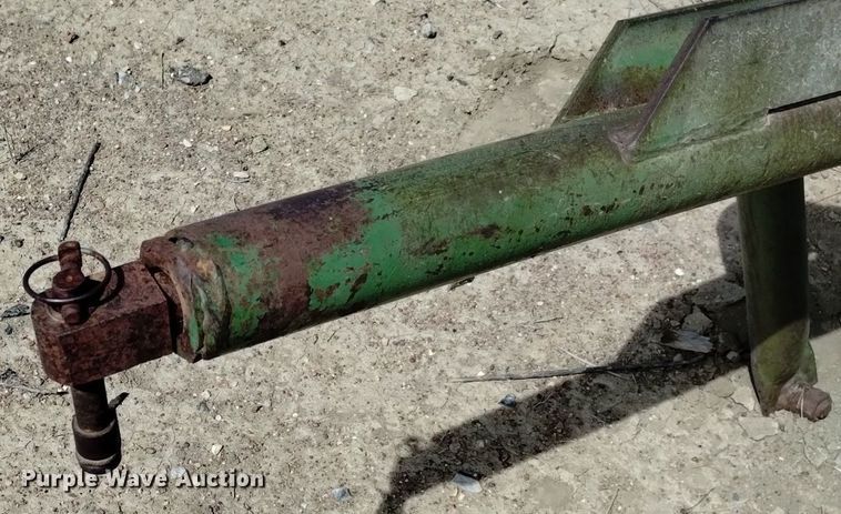 image for item LN9802 John Deere 31  auger