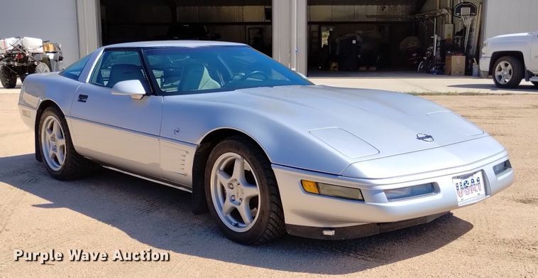 image for item LP9706 1996 Chevrolet Corvette Collectors Edition