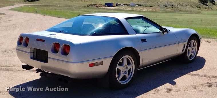 image for item LP9706 1996 Chevrolet Corvette Collectors Edition