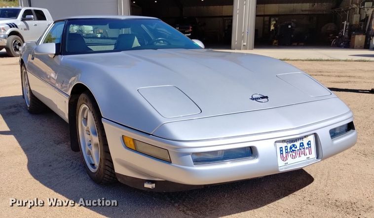 image for item LP9706 1996 Chevrolet Corvette Collectors Edition