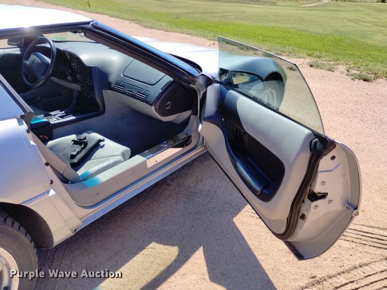 image for item LP9706 1996 Chevrolet Corvette Collectors Edition