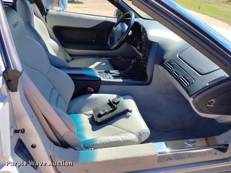 image for item LP9706 1996 Chevrolet Corvette Collectors Edition