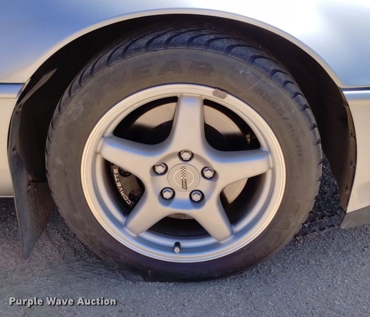 image for item LP9706 1996 Chevrolet Corvette Collectors Edition