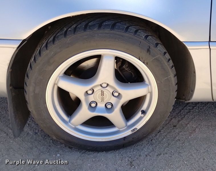 image for item LP9706 1996 Chevrolet Corvette Collectors Edition