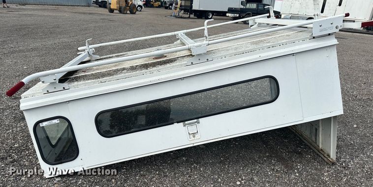 image for item LV9045 Reading  pickup truck topper