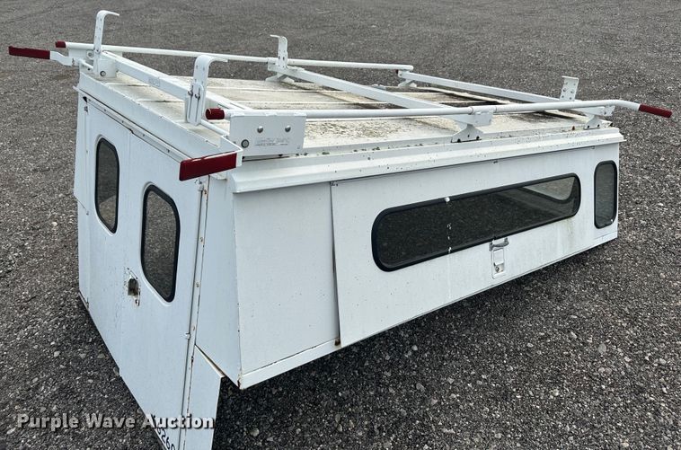 image for item LV9045 Reading  pickup truck topper