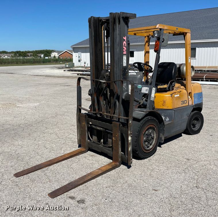 image for item LV9793 TCM FG30N5T forklift