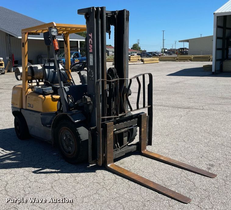 image for item LV9793 TCM FG30N5T forklift